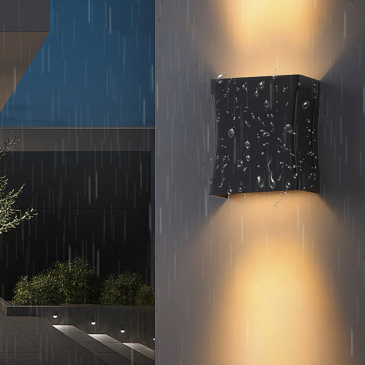 Nash Slim Outdoor Wall Sconce