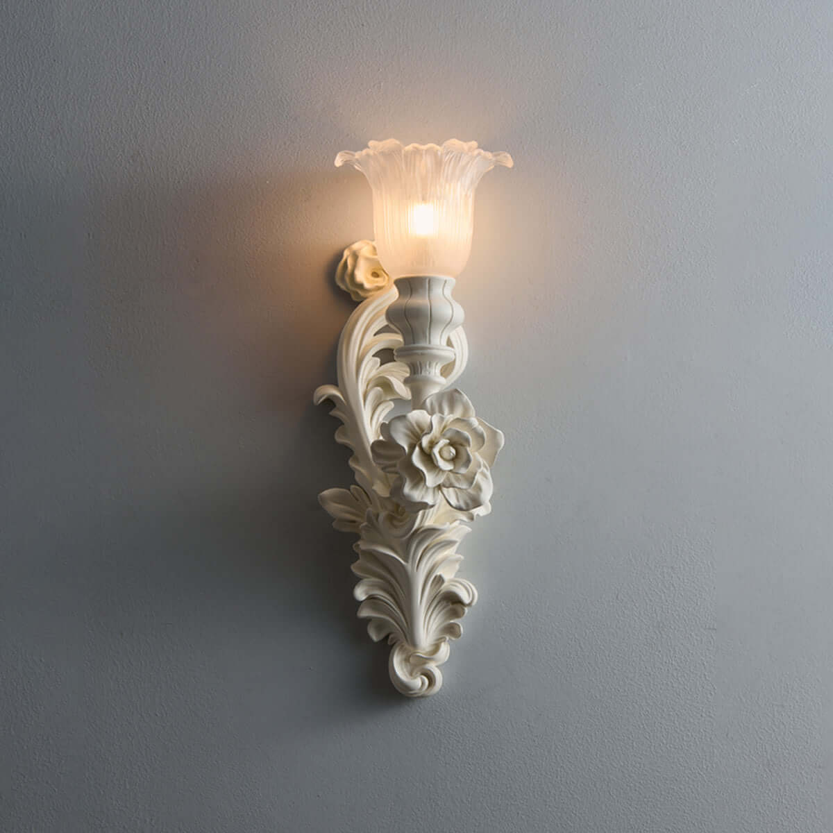 Avelisse Wall Sconce