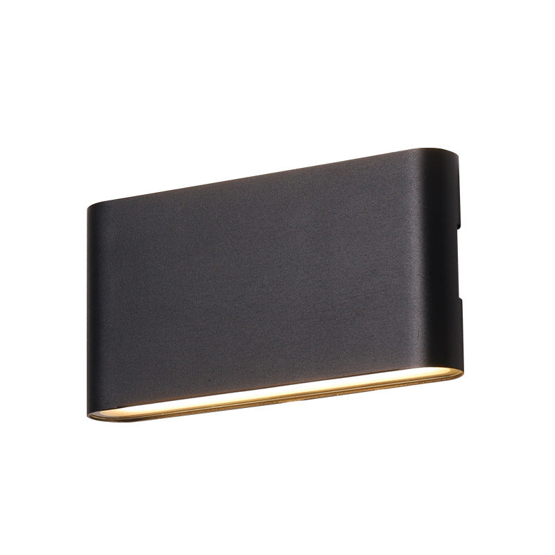 Fenwick Compact Outdoor Sconce