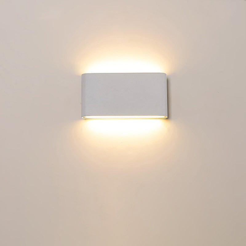 Fenwick Compact Outdoor Sconce