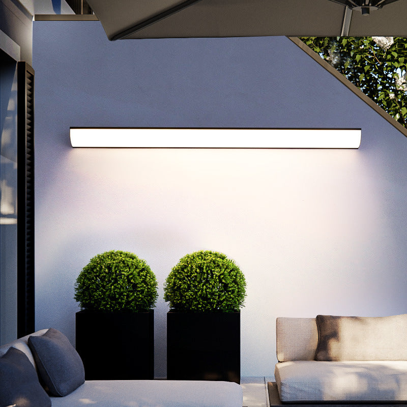 Halden IP65 Linear Outdoor Wall Sconce