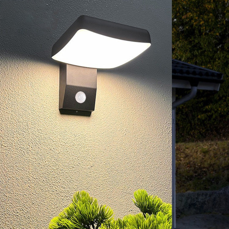 Ryland Rotating Wall Light