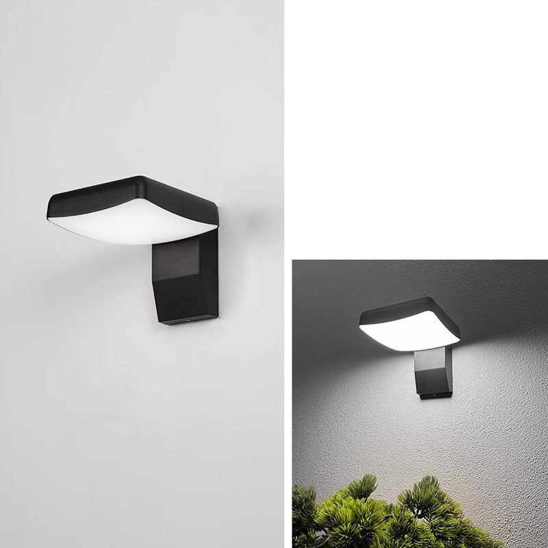 Ryland Rotating Wall Light