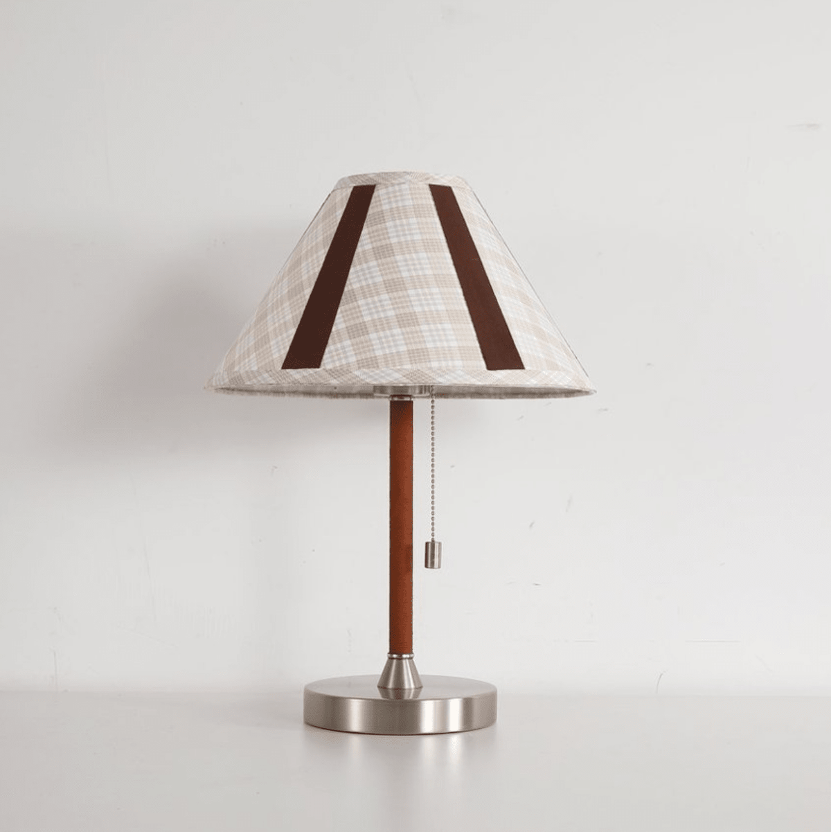 Briar Leather Trim Fabric Table Lamp