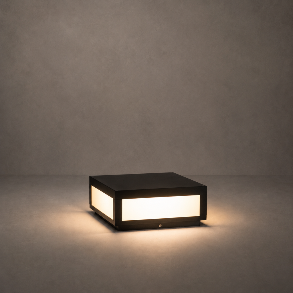RIRZ CUBE Outdoor Post Light