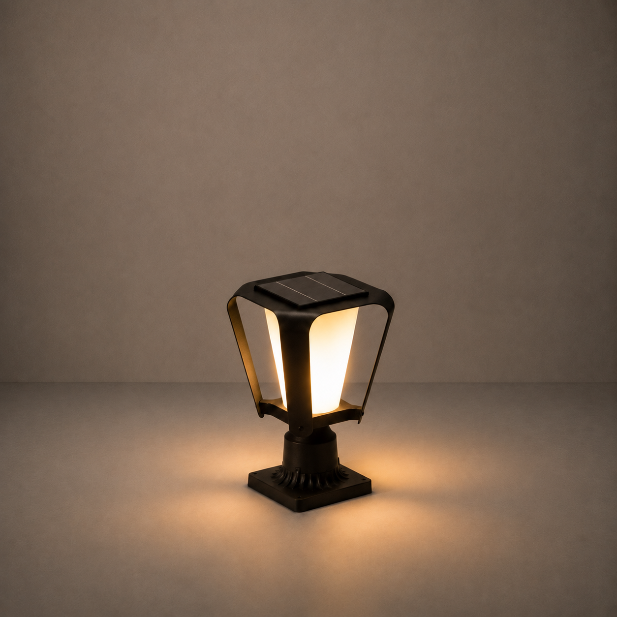 RIRZ LYRA Solar Outdoor Post Light