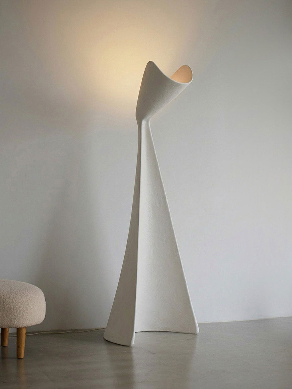 Gresia Sculptural Floor Lamp