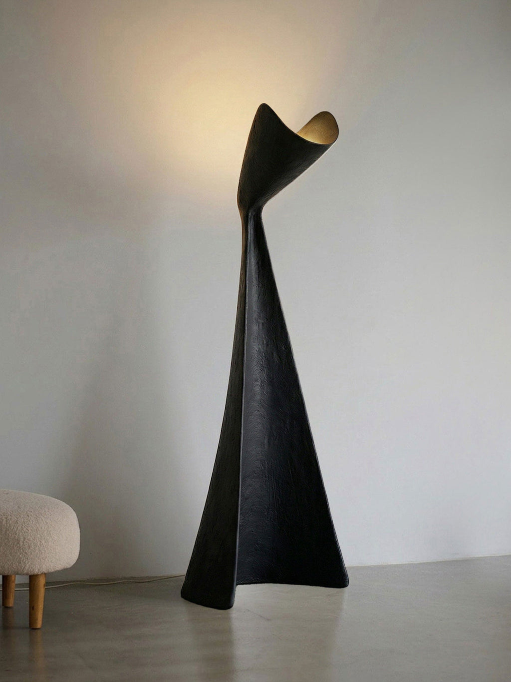 Gresia Sculptural Floor Lamp