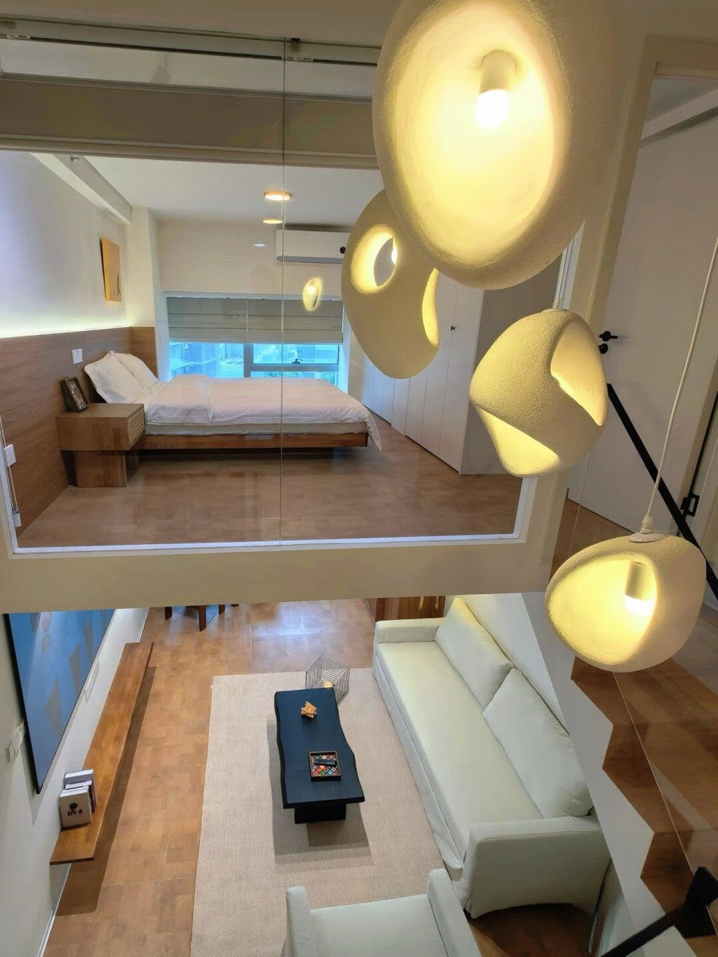 Morli Pendant Light