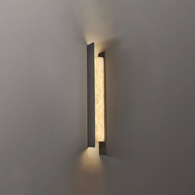 Nivora Alabaster Linear Wall Sconce