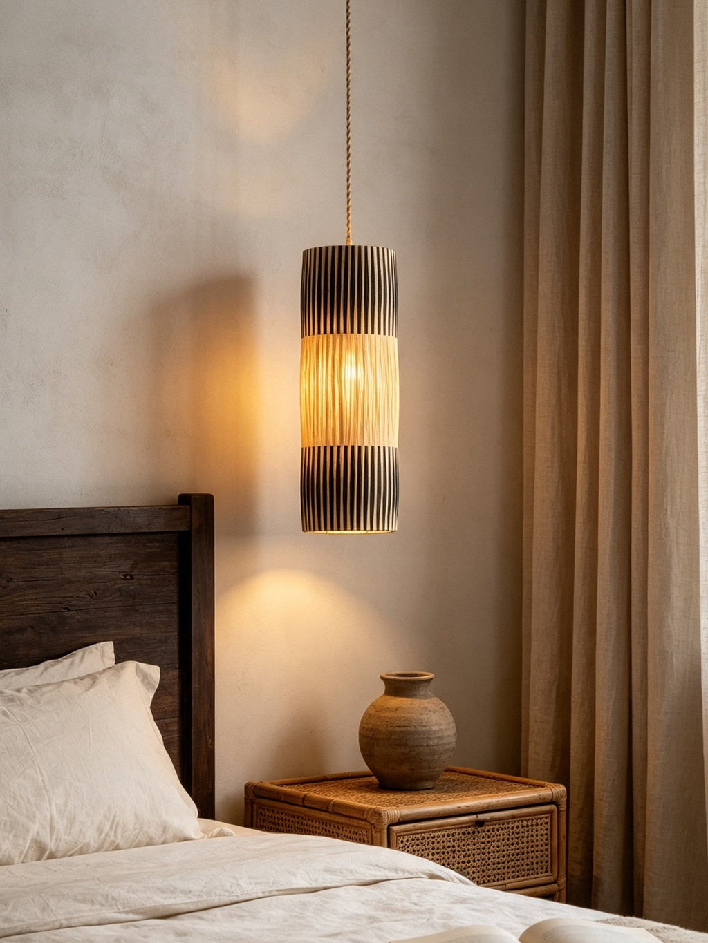 Reed Woven Raffia Pendant Lamp