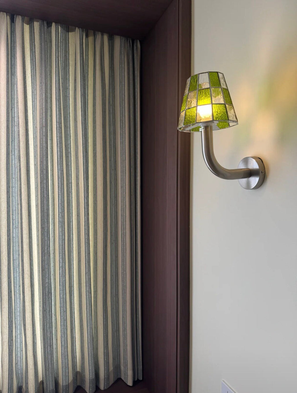Wren Faceted Glass Sconce
